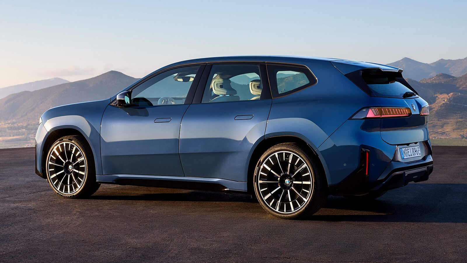  BMW iX3 50 xDrive M-Sport