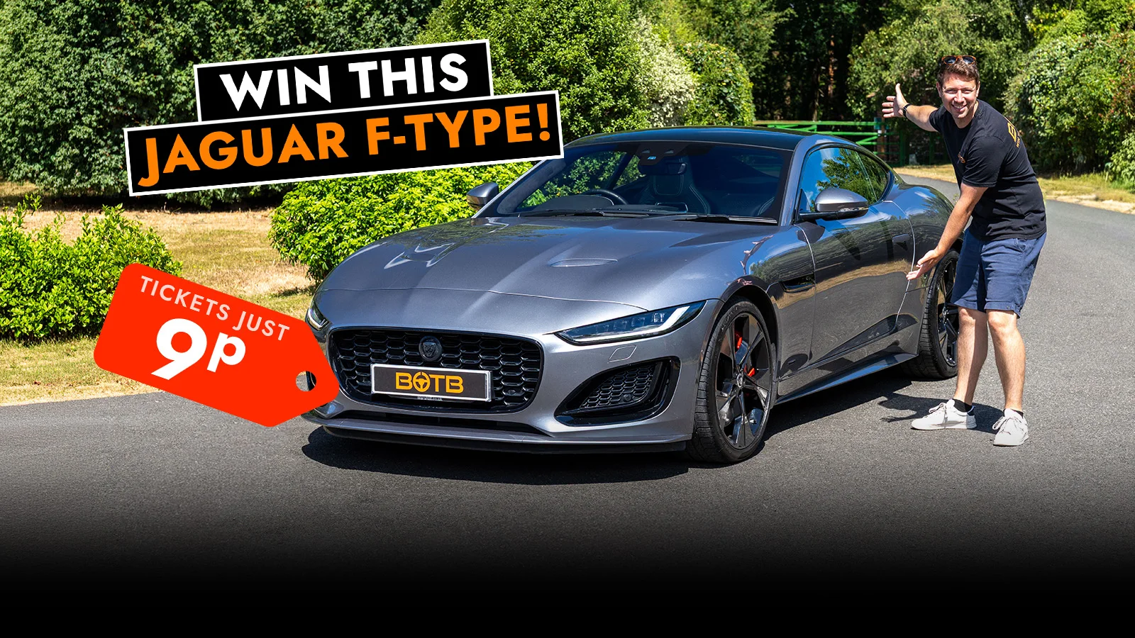   Turn Heads In This £55k Jaguar F-Type With Supercar Performance!