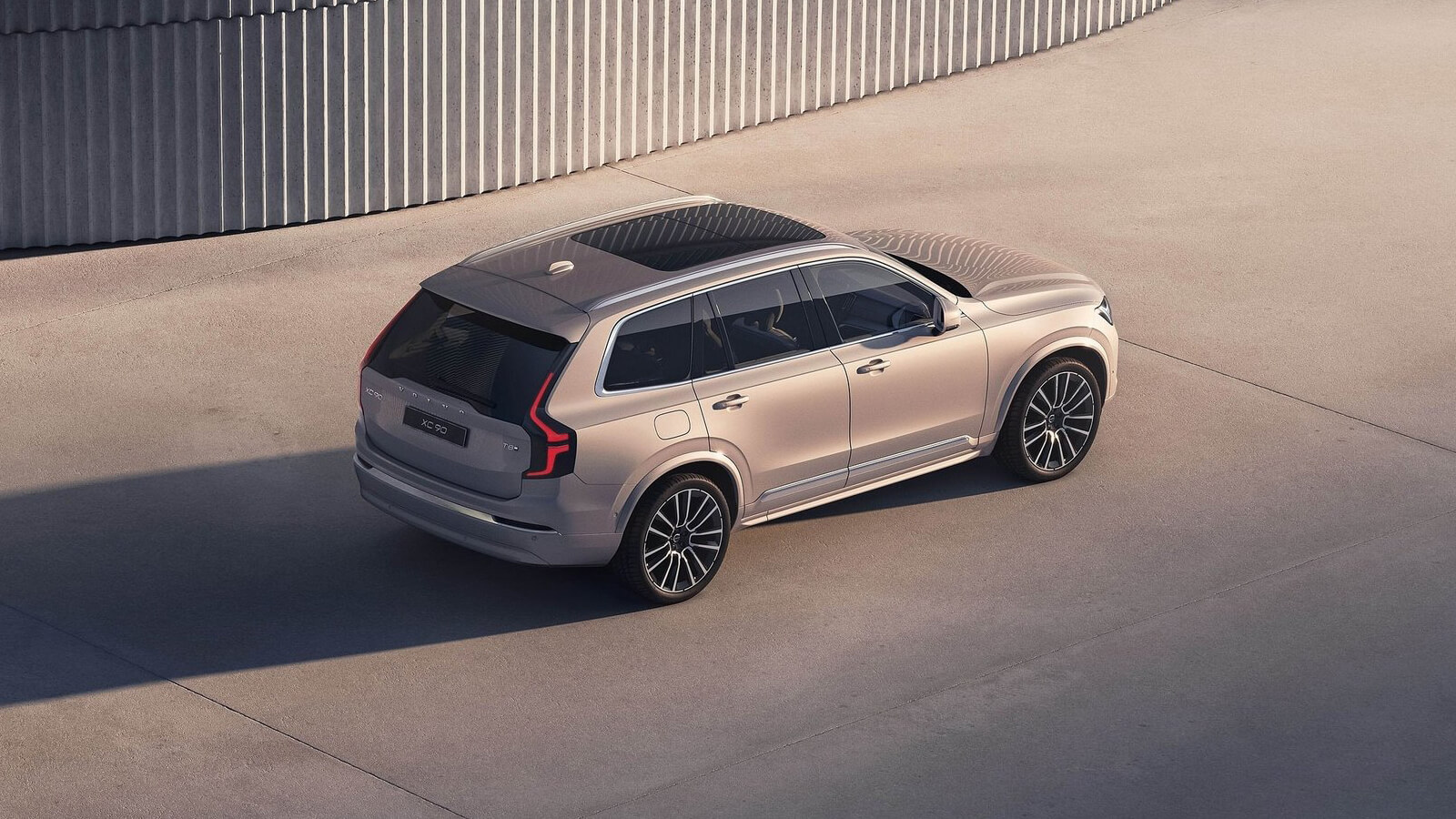  Volvo XC90 T8 Ultra