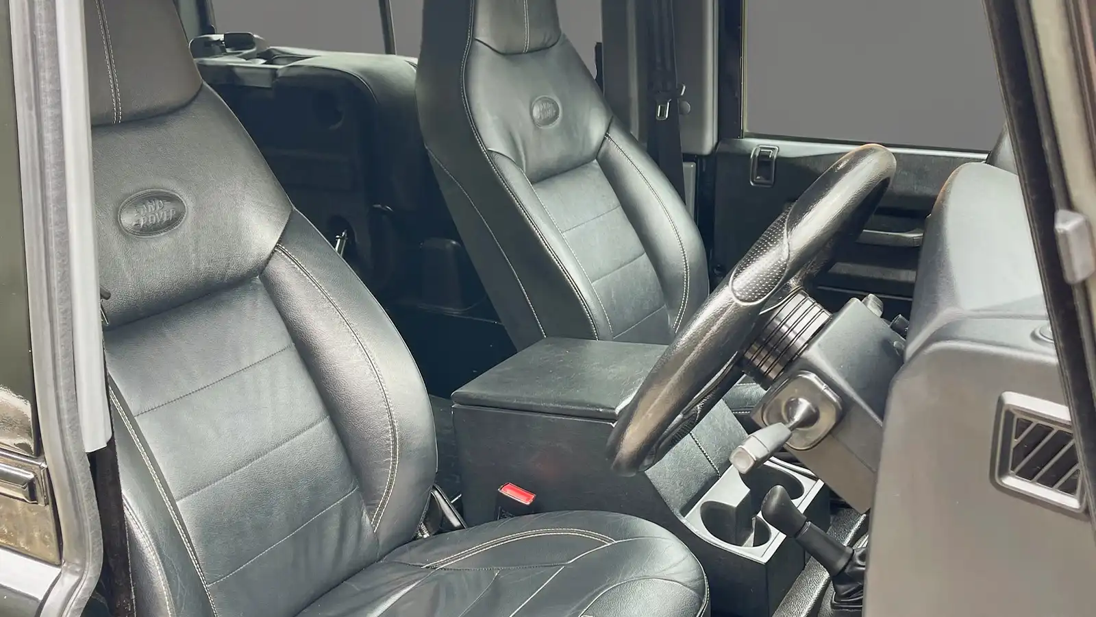  Land Rover 90 XS