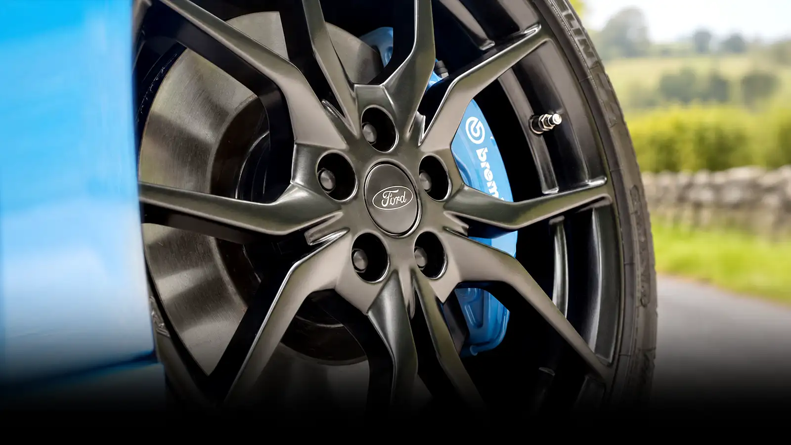  Ford Focus RS 2.3T EcoBoost (Modern Classic) - 15% Off!