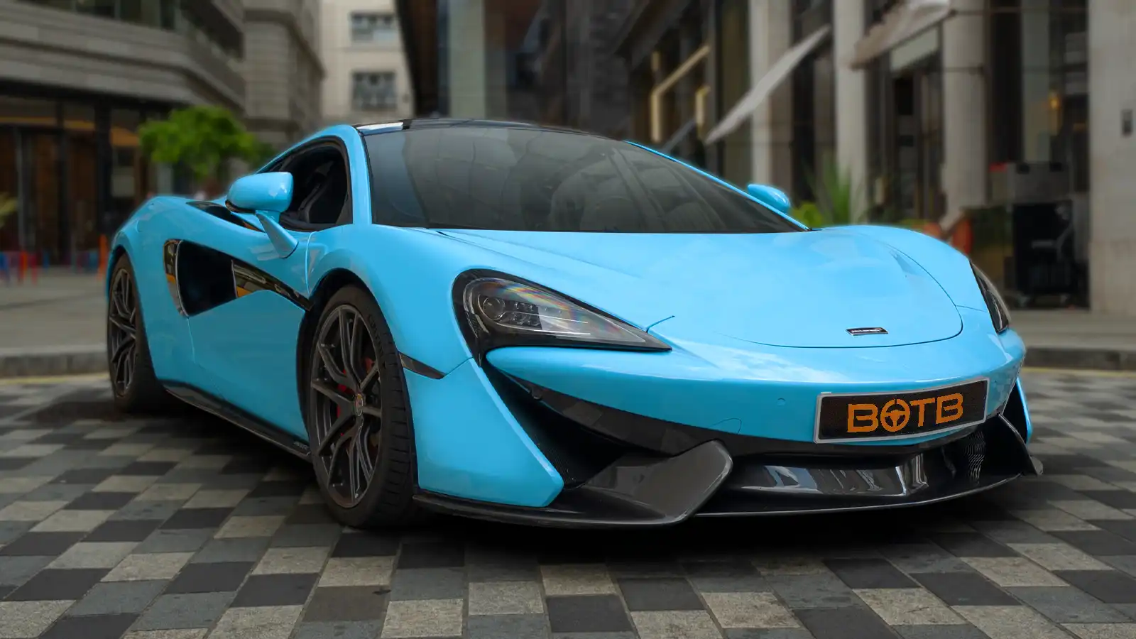 Win This 562 BHP McLaren 570 GT Worth £78,000!