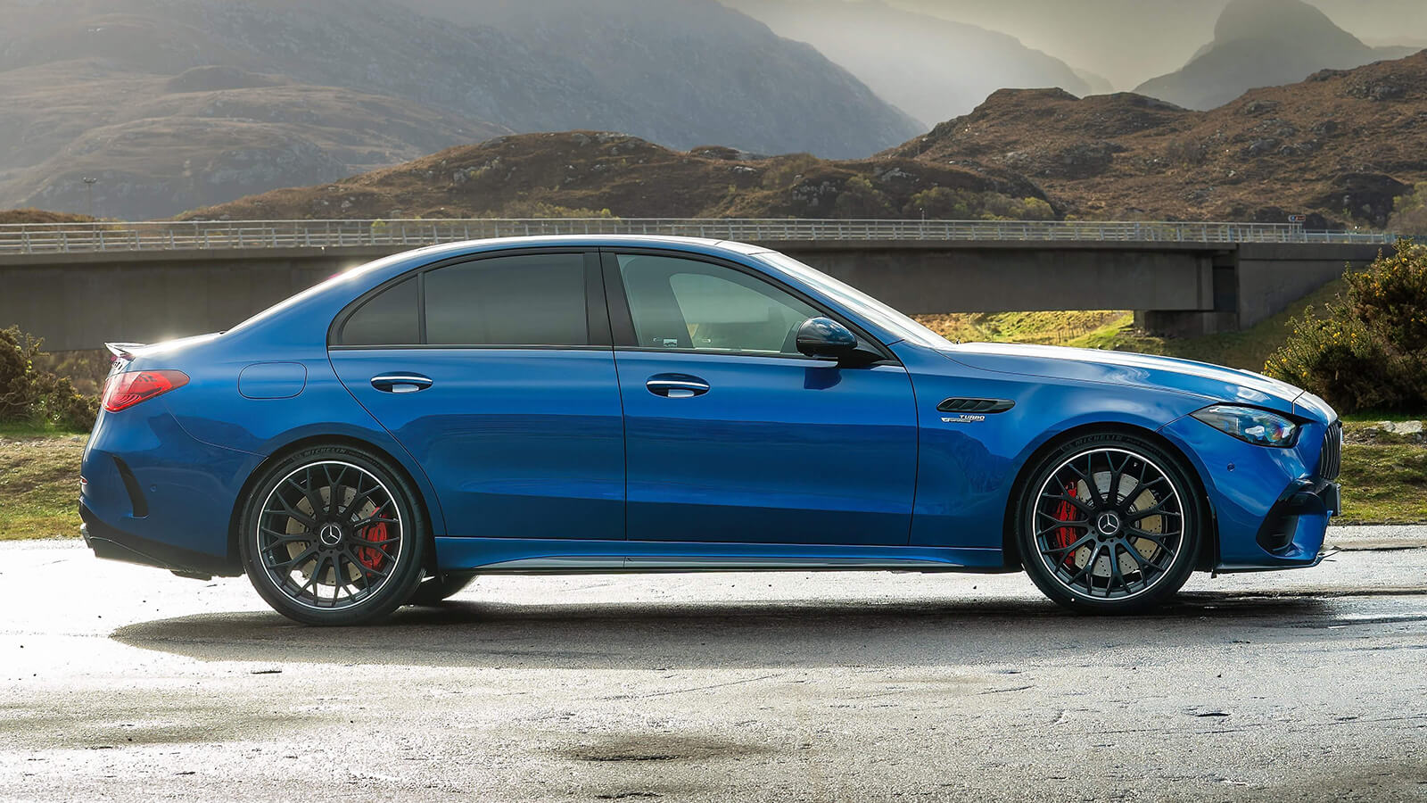 Mercedes AMG C63-S