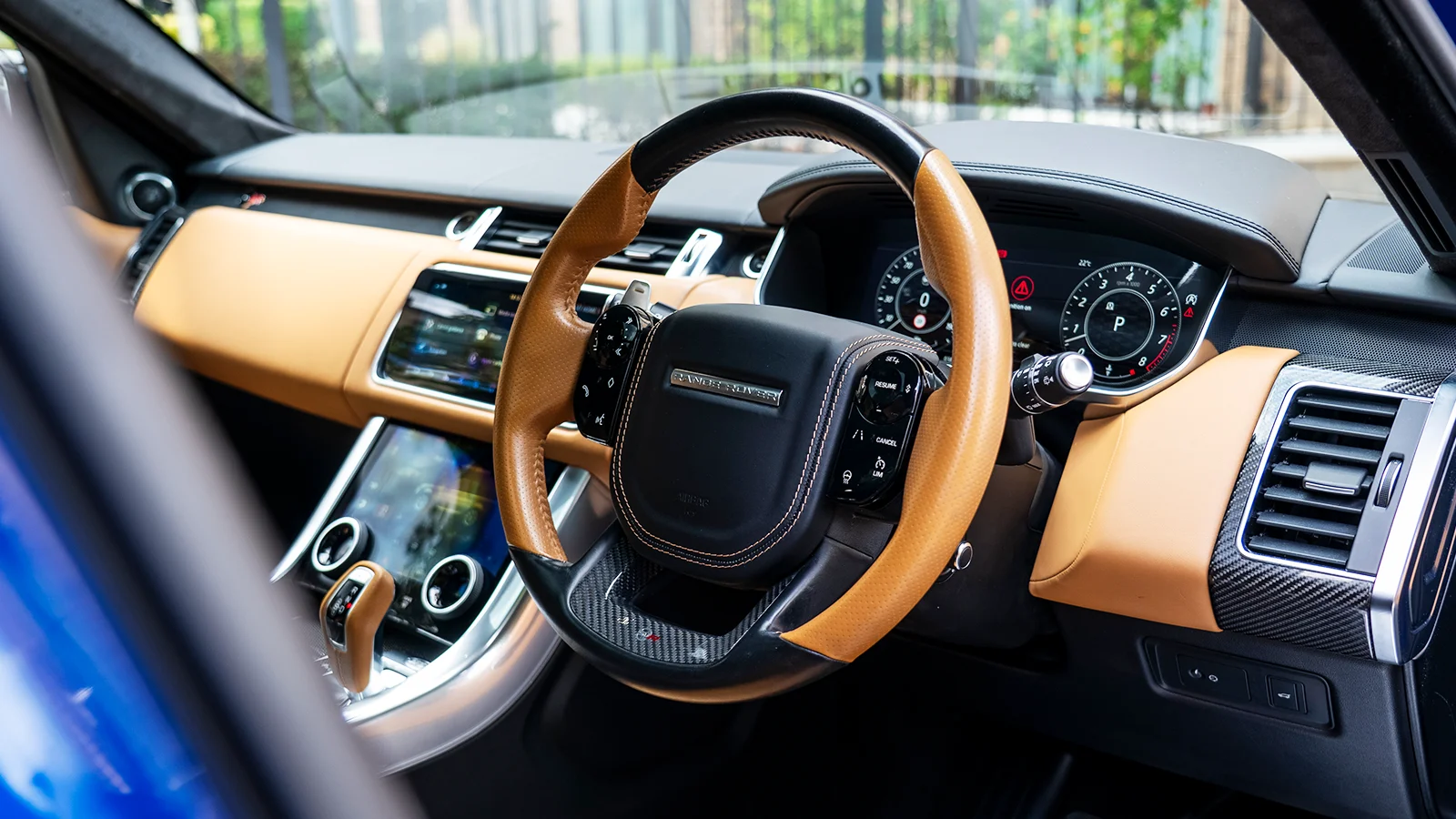   Range Rover: Sport SVR 