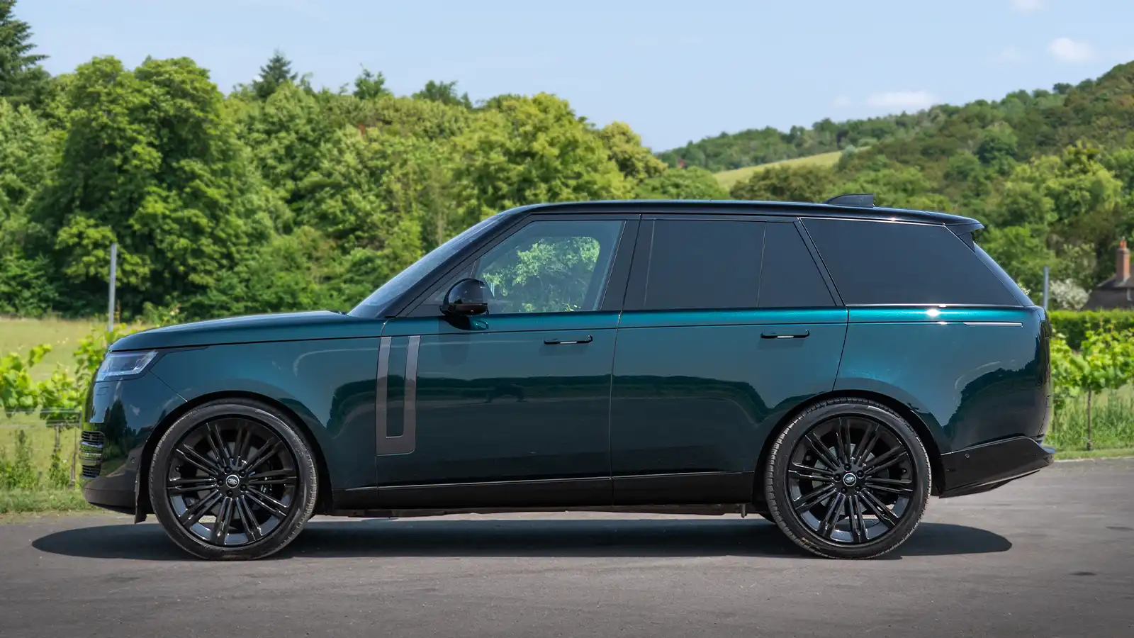 Drive away this stunning Range Rover for just 19p a ticket!