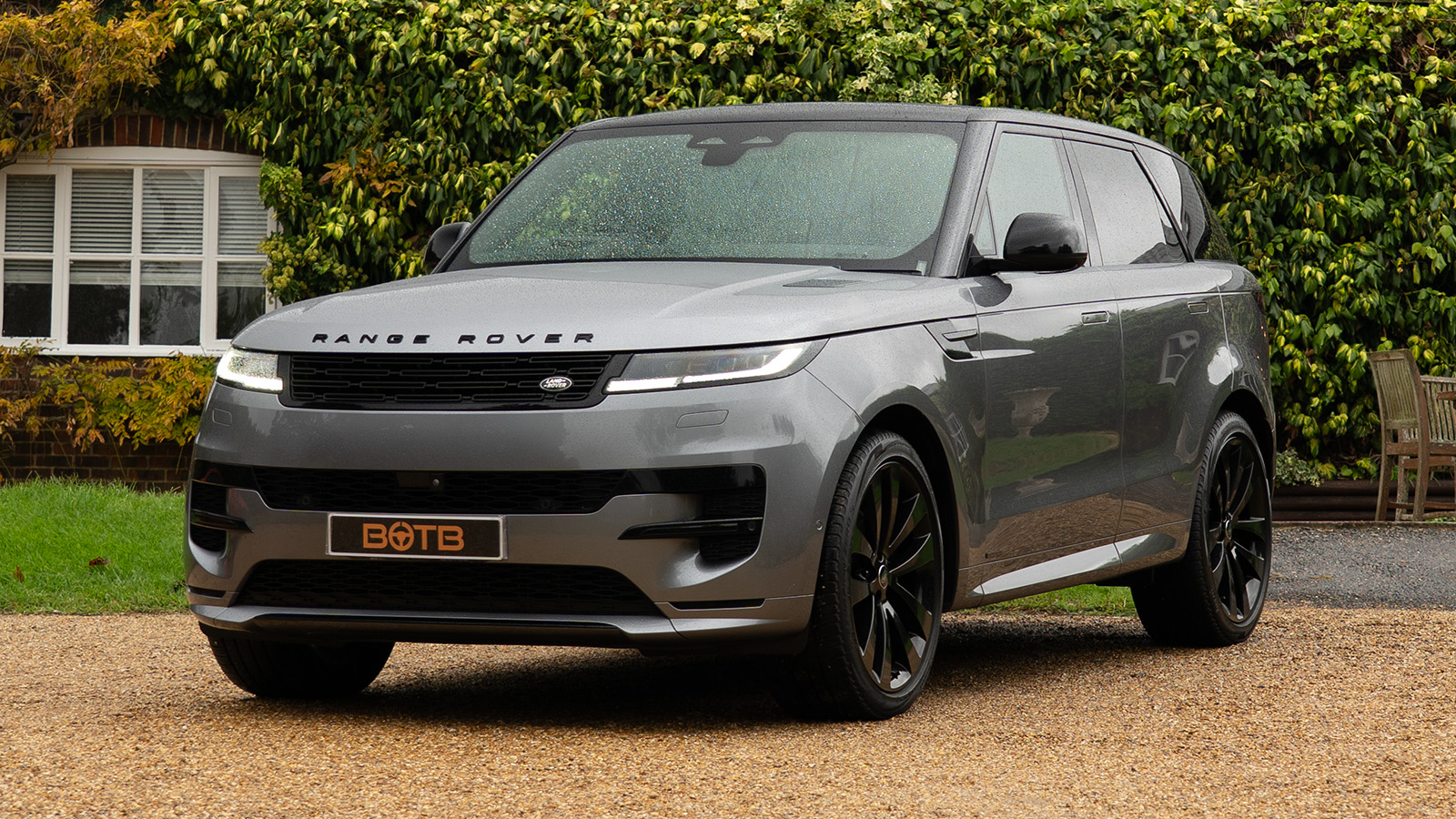 22p for An SUV King – Win This Range Rover Sport D350 Autobiography