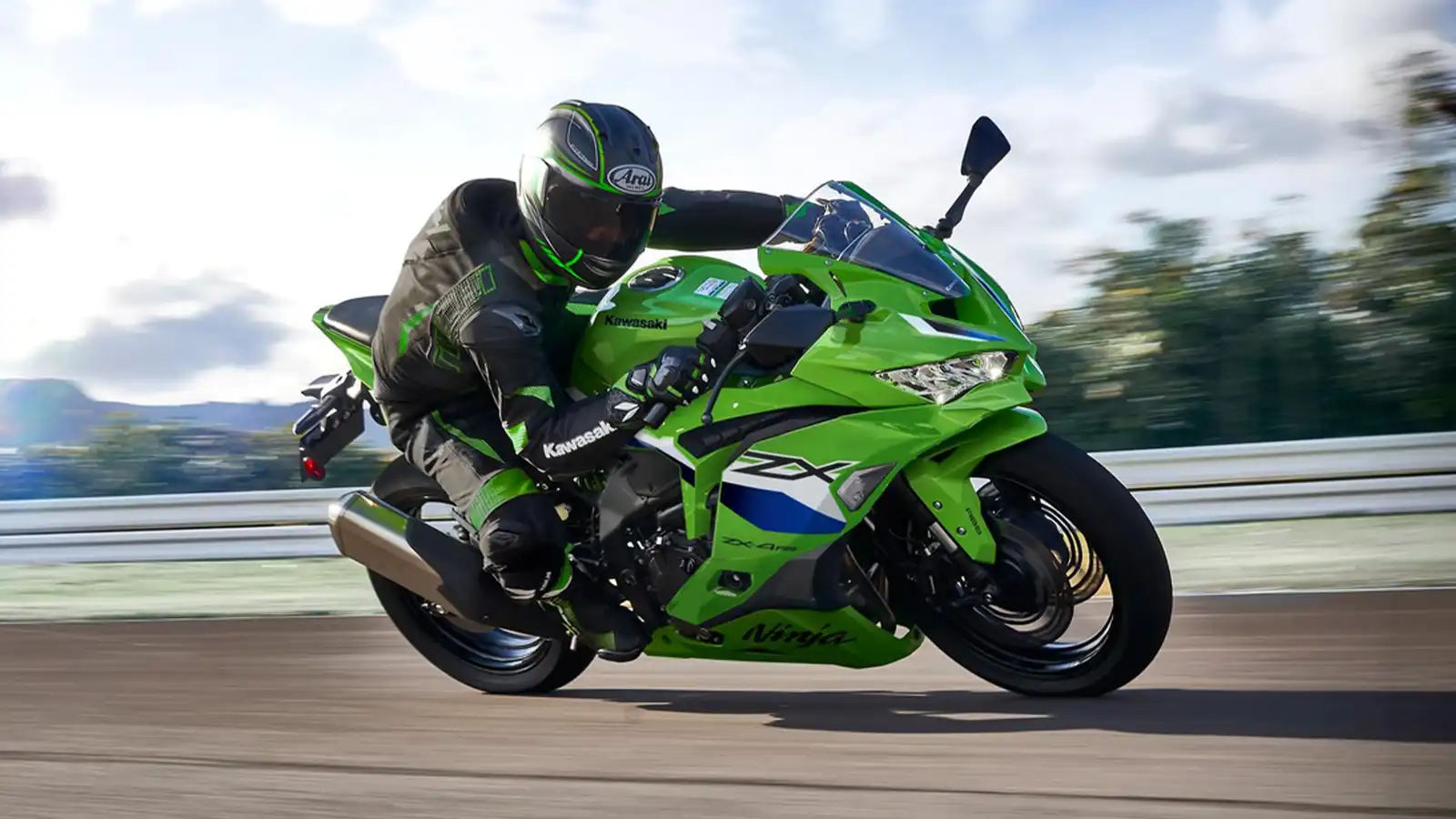  Kawasaki Ninja ZX-4RR