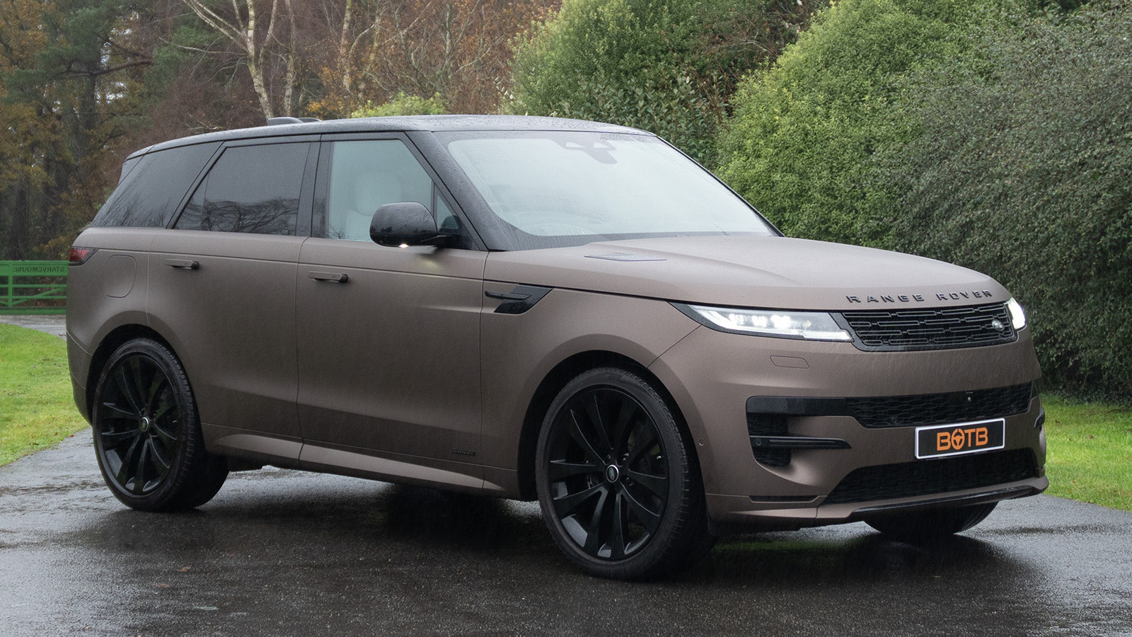  Bronze Beast Alert – Win This £77k Range Rover Sport D350 for Just 22p!