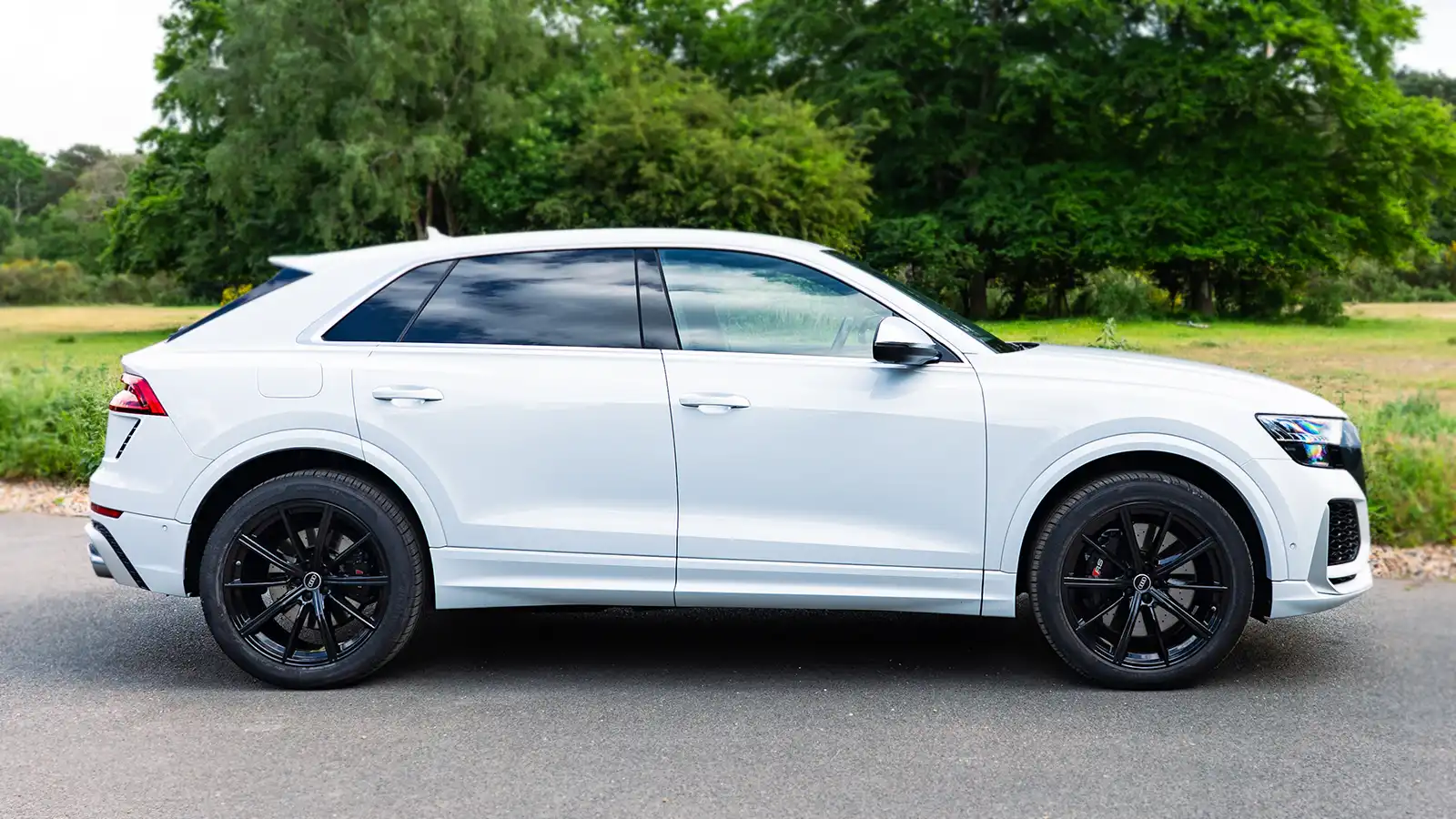   Win This Outstanding 592BHP V8 Audi RSQ8 + £20k For Just 19p