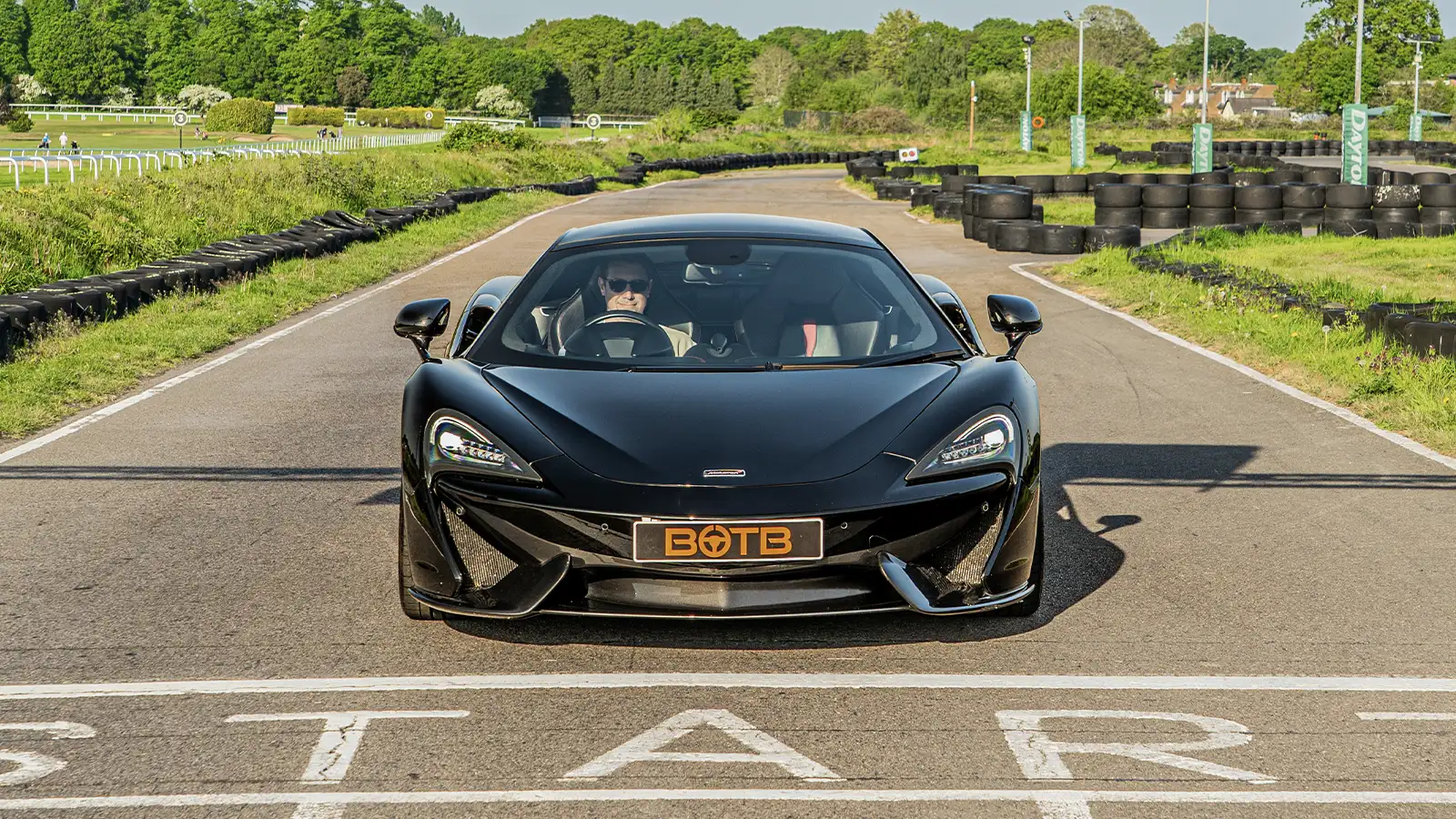 McLaren 570 GT