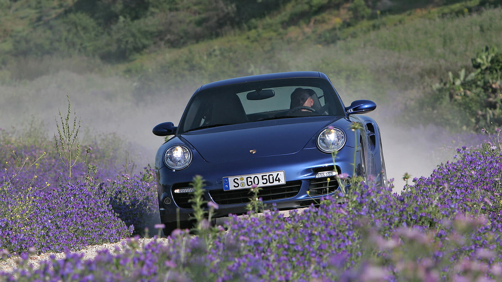  Porsche 911 Turbo (Modern Classic) + BONUS Porsche Design Watch
