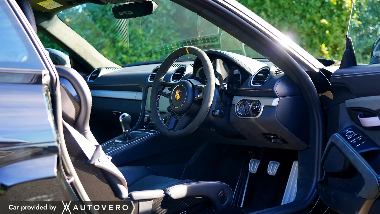   Pure Performance – Win a 718 Porsche Cayman GT4 Club-sport for 23p!