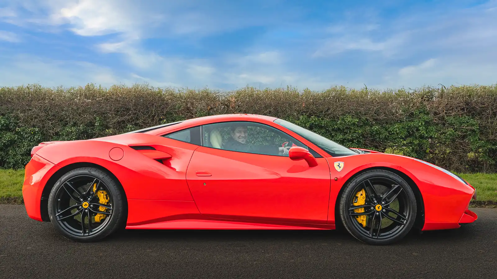  Ferrari 488 GTB