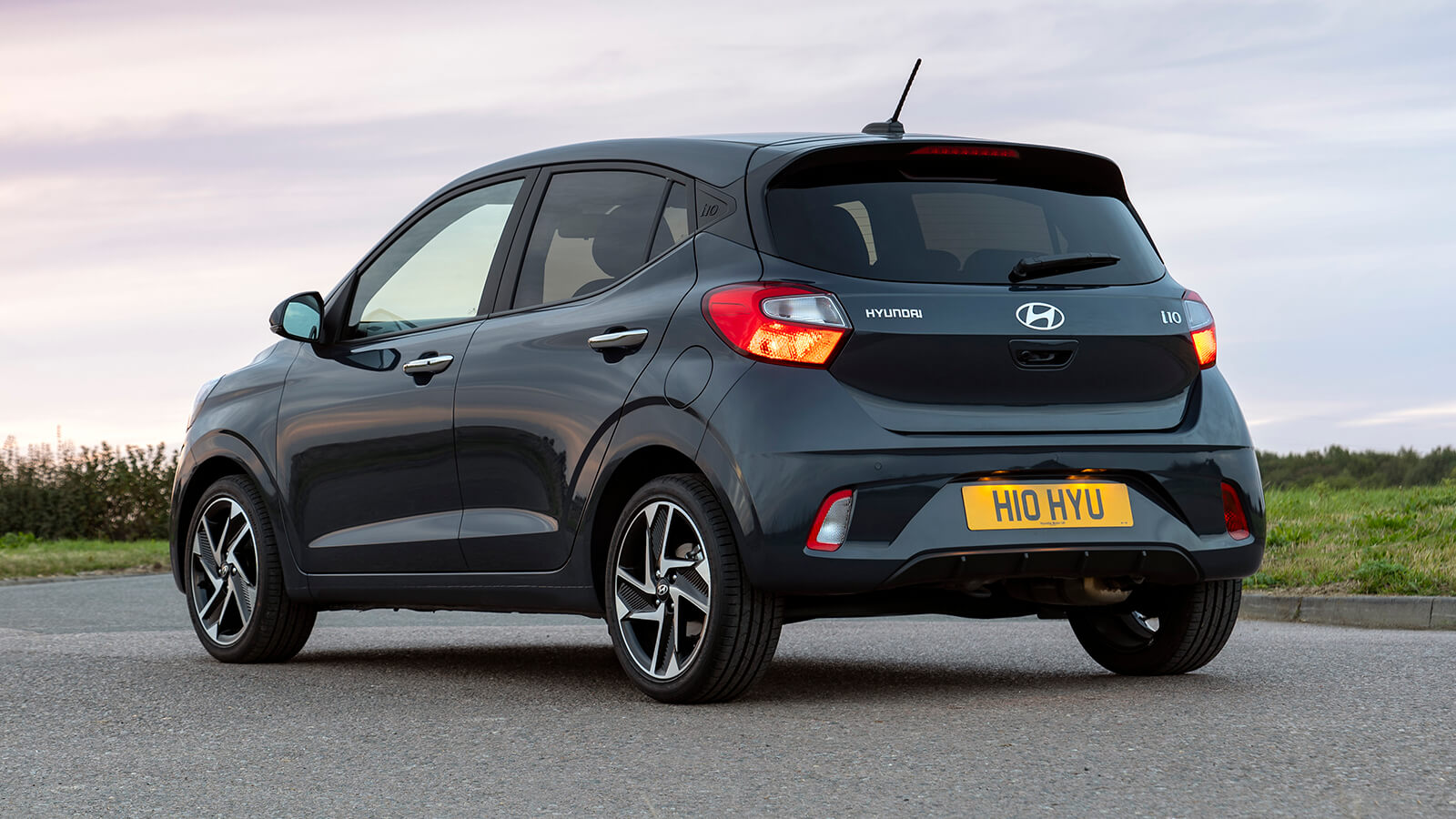 Hyundai i10 + Kia Sportage: Double Up!