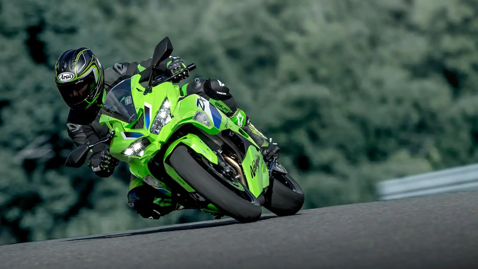  Kawasaki Ninja ZX-4RR