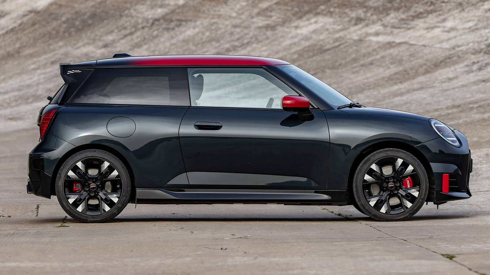  Mini  John Cooper Works Electric