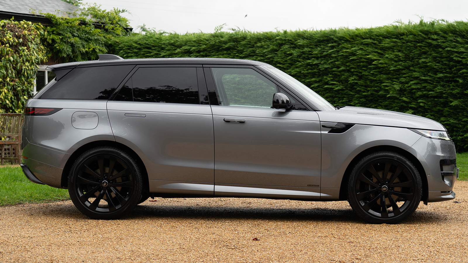 22p for An SUV King – Win This Range Rover Sport D350 Autobiography